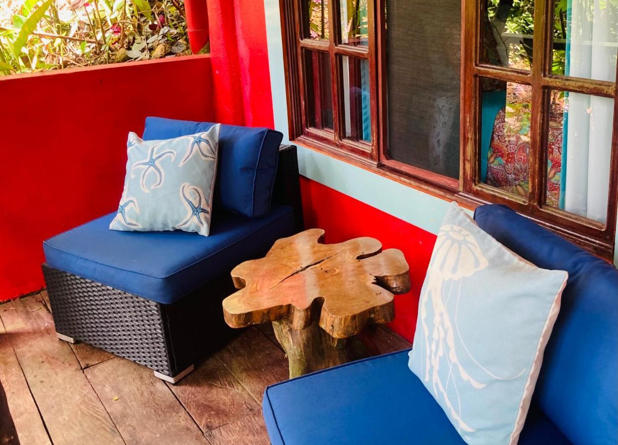 Bed and Breakfast Dolphin Bay Hideaway Bocas del Toro Exterior foto