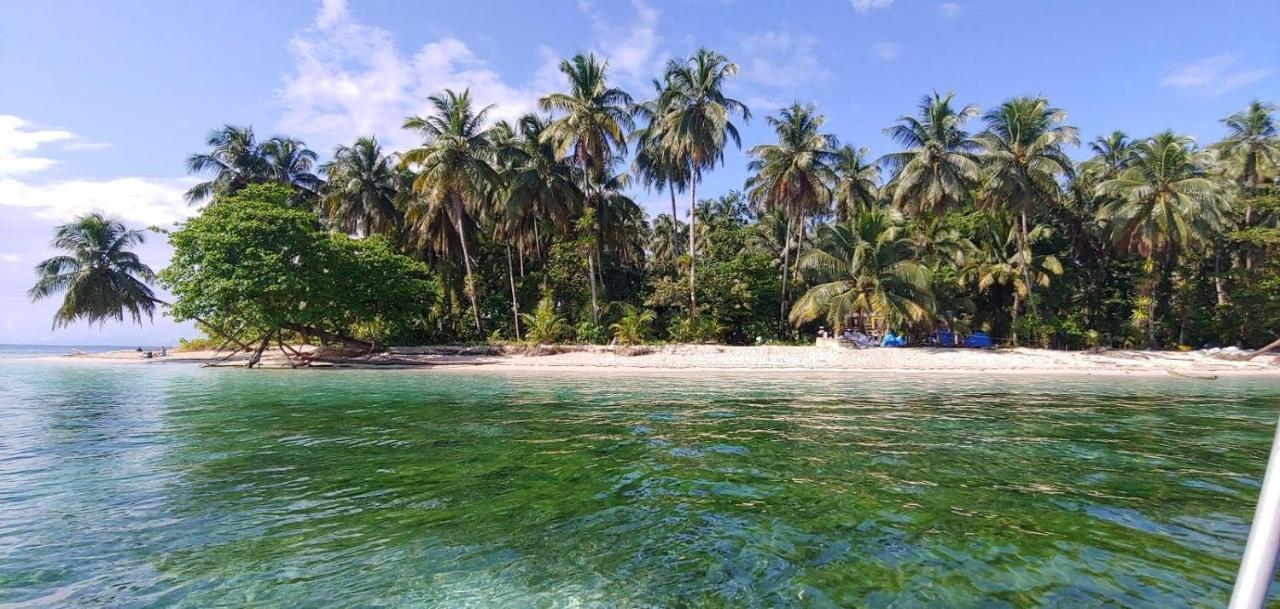 Bed and Breakfast Dolphin Bay Hideaway Bocas del Toro Exterior foto